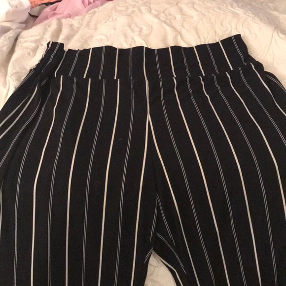 Express palazzos black with cream stripes - Picture 8 of 8